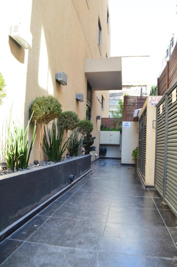 Apartamento Bright & Modern 2Br With Balcony On Dizzengoff Tel Aviv Exterior foto